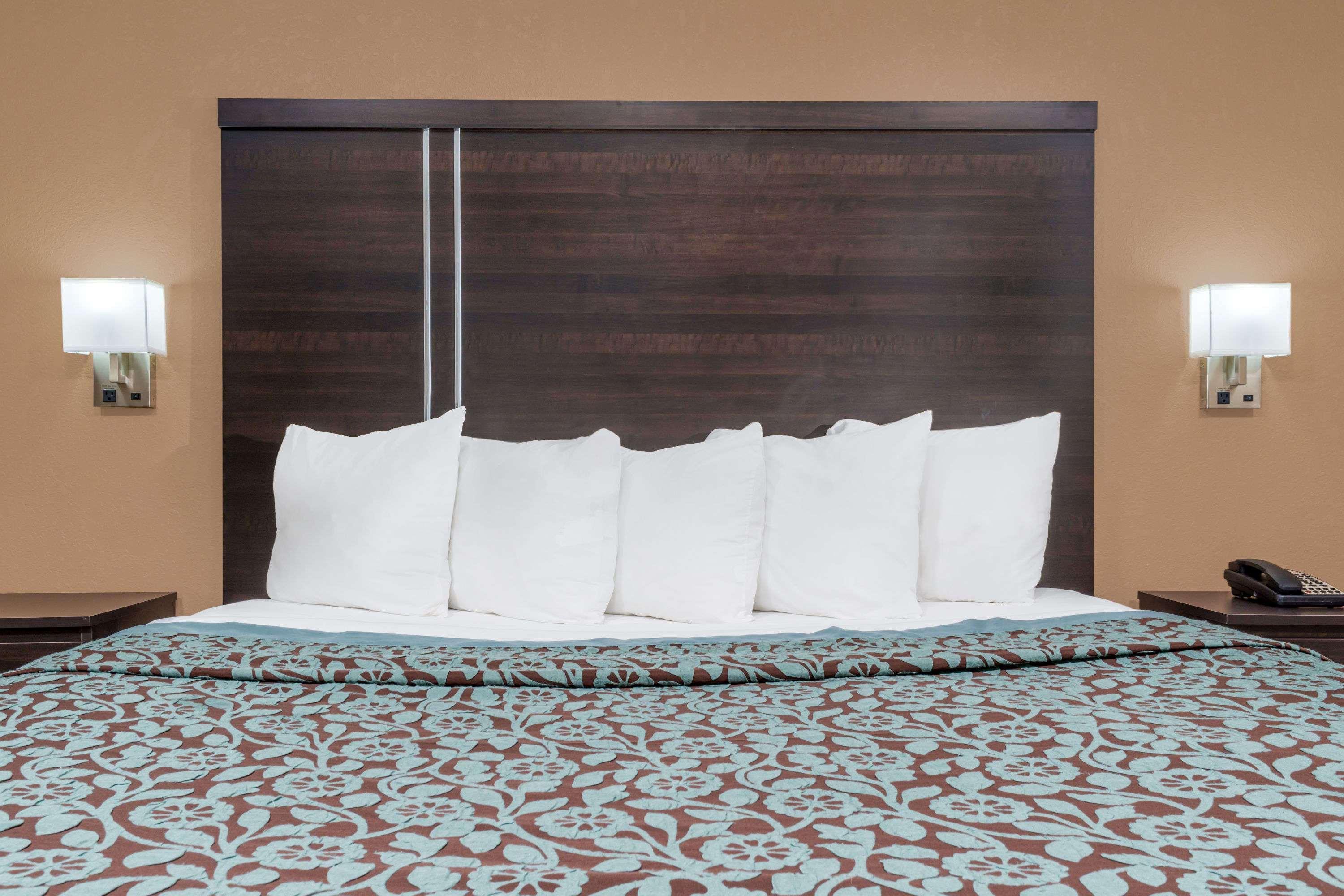 Days Inn By Wyndham Maumee/Toledo Exteriér fotografie